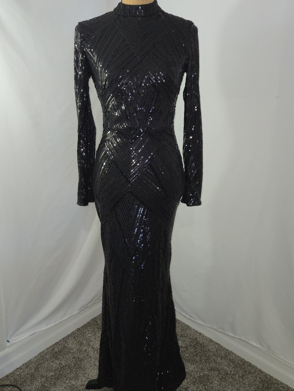 Black Long-Sleeve Sequin Evening Dress